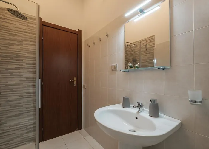 Panoramic View - Moderno Con Terrazza E Wi-fi Appartement