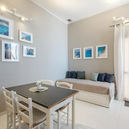 Panoramic View - Moderno Con Terrazza E Wi-fi Вилласимиус